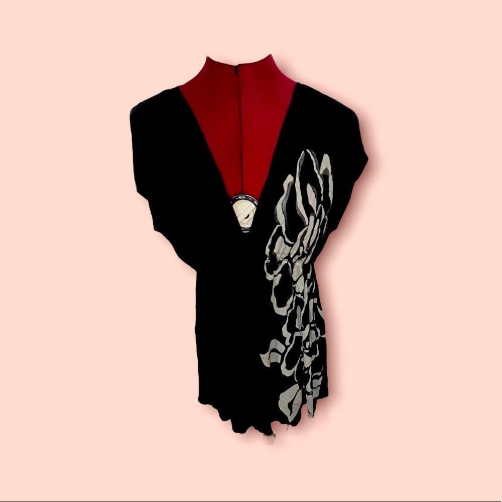 Size small black tunic.